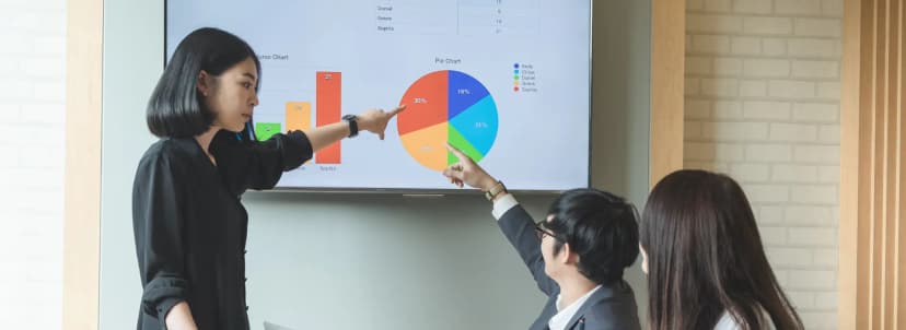 دورات تدريبية في وسائل التواصل الاجتماعي